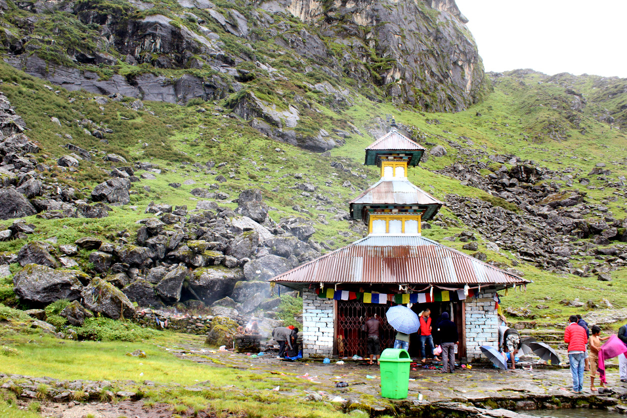 panch pokhari trek nepal