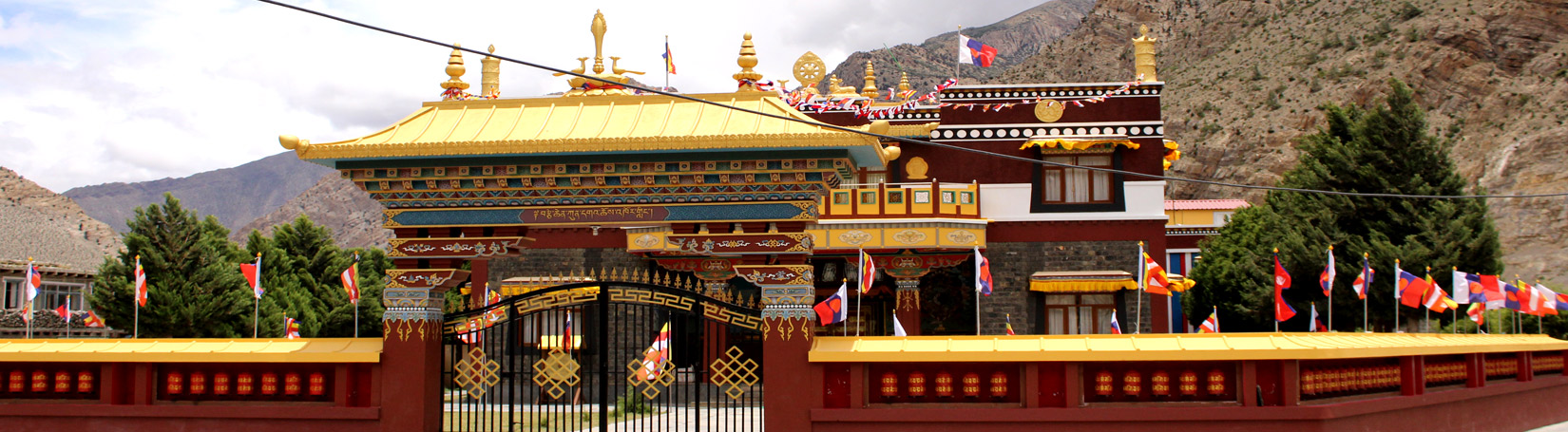 BUDDHIST MONASTERY IN JOMSOM