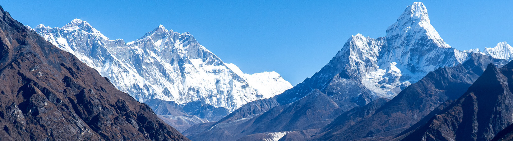 A stunning views of Mt. Ama Dablam