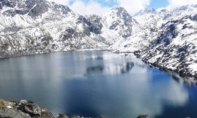  Gosaikunda Lake