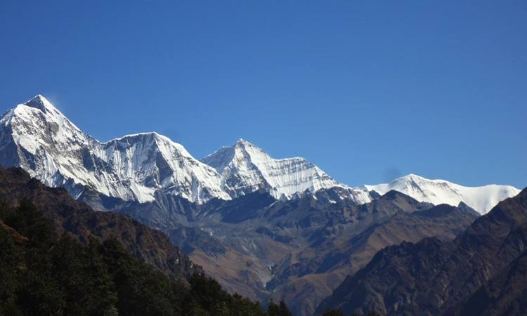  Top 10 Best Base Camp Trekking in Nepal